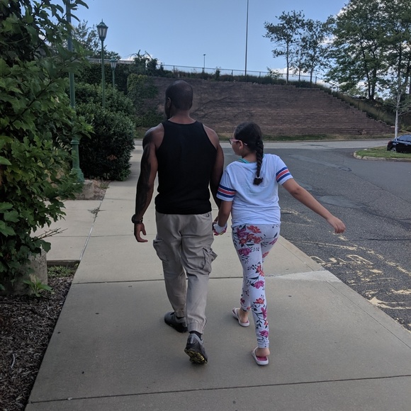 Meet your Posher, Danielle - Picture 8 of 8